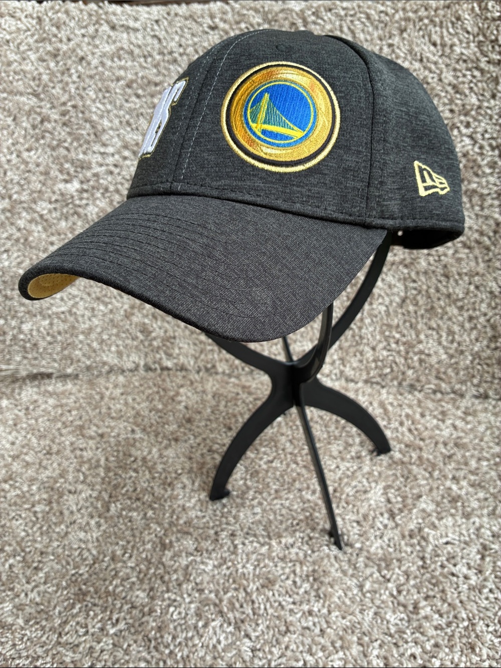 Golden State Warriors New Era 2017 NBA Finals Champions 9Forty SnapBack Cap